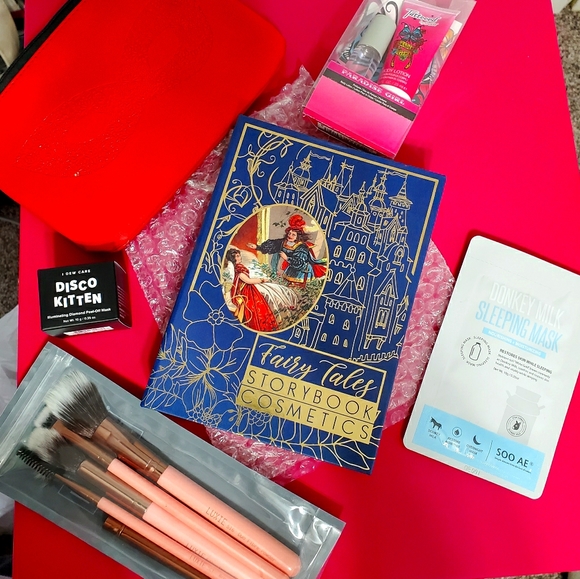 Sephora Other - 💖Host Pick💖BeautyVariety: StoryBook, Luxie, Milk